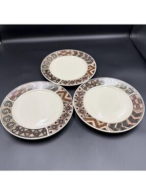 Majesticware Plates by Sakura Vintage (1996) Creme Background Crete Stoneware